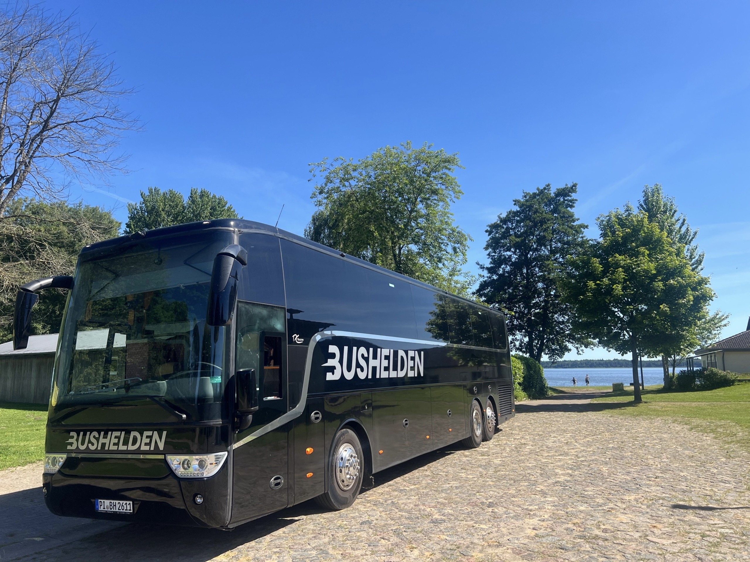 Bushelden Reisebus