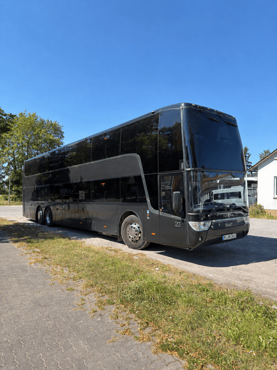 Bushelden GmbH – Partner für Busvermietung